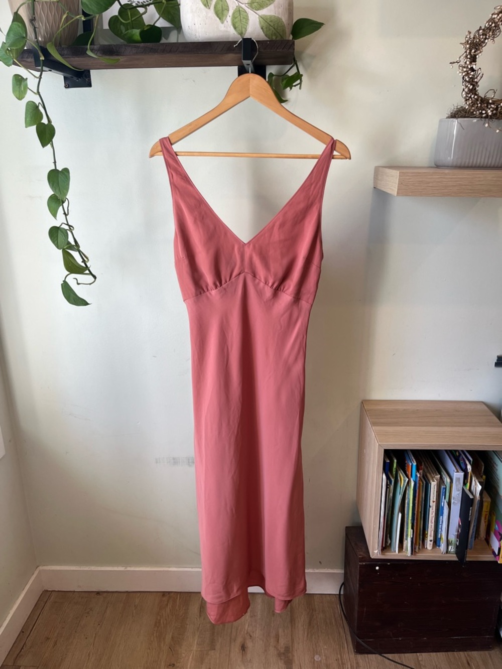 Abercrombie & Fitch Rose Midi Dress